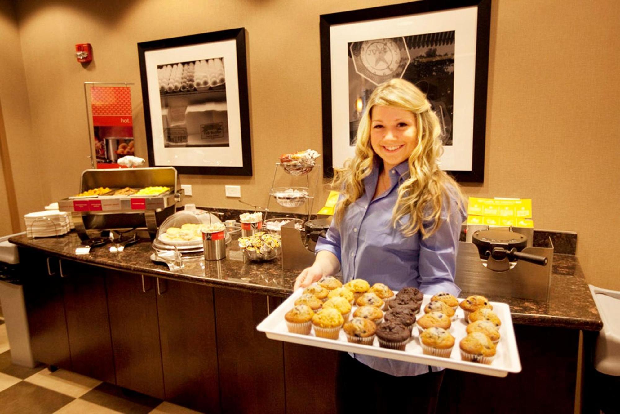 Hampton Inn & Suites By Hilton Seattle/Kent Exteriör bild