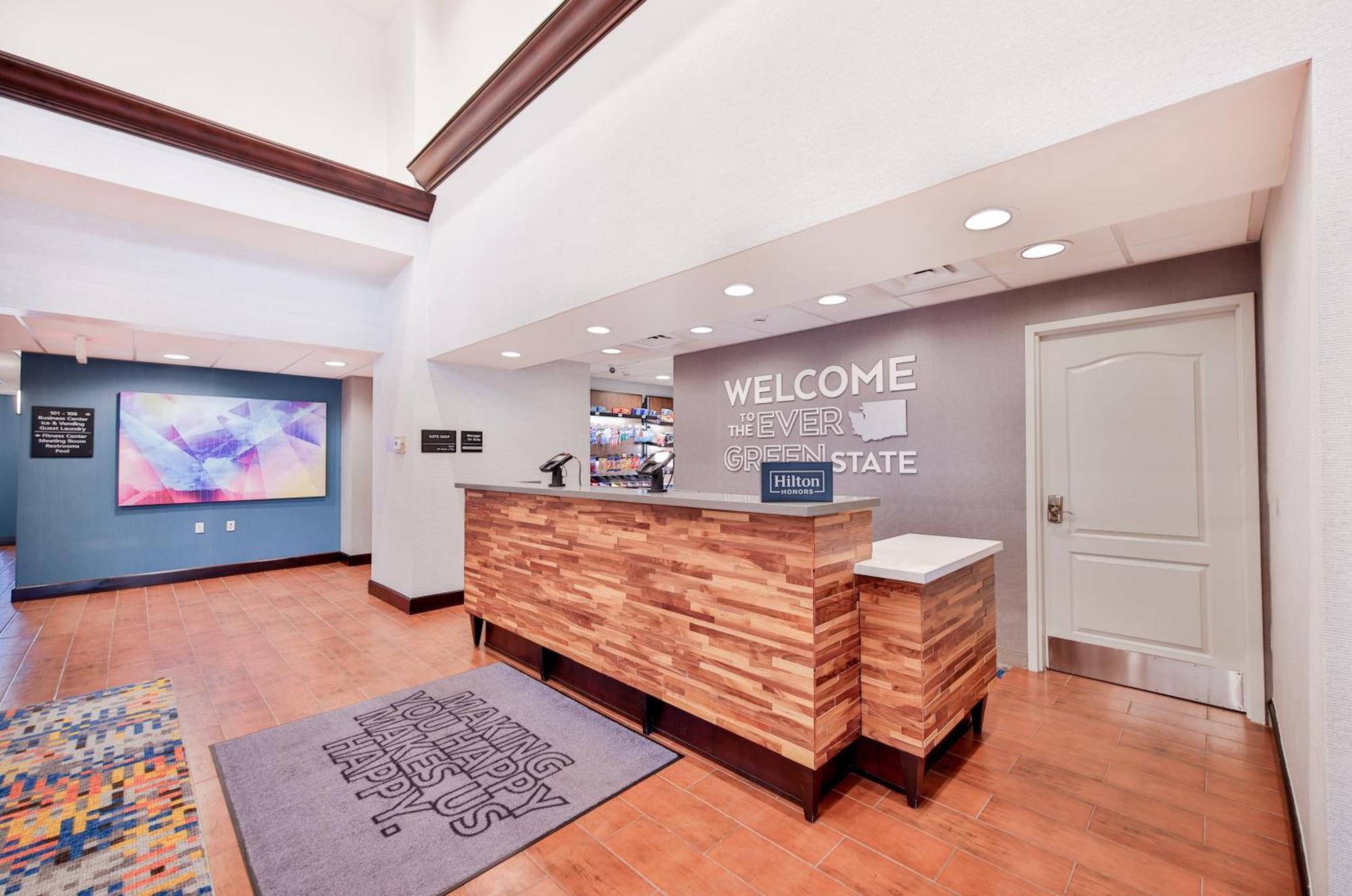 Hampton Inn & Suites By Hilton Seattle/Kent Exteriör bild